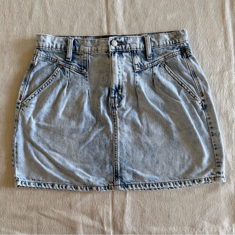 Banana Republic Light Wash Denim A-Line Mini Skirt High Rise Structured‎ Size 8